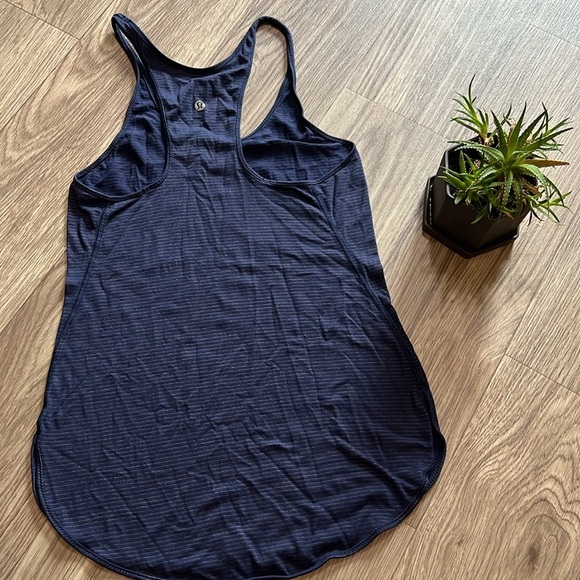 Women’s LULULEMON Lightweight Blue Racer Back Thin Strap Athletic Tank - Picture 7 of 11